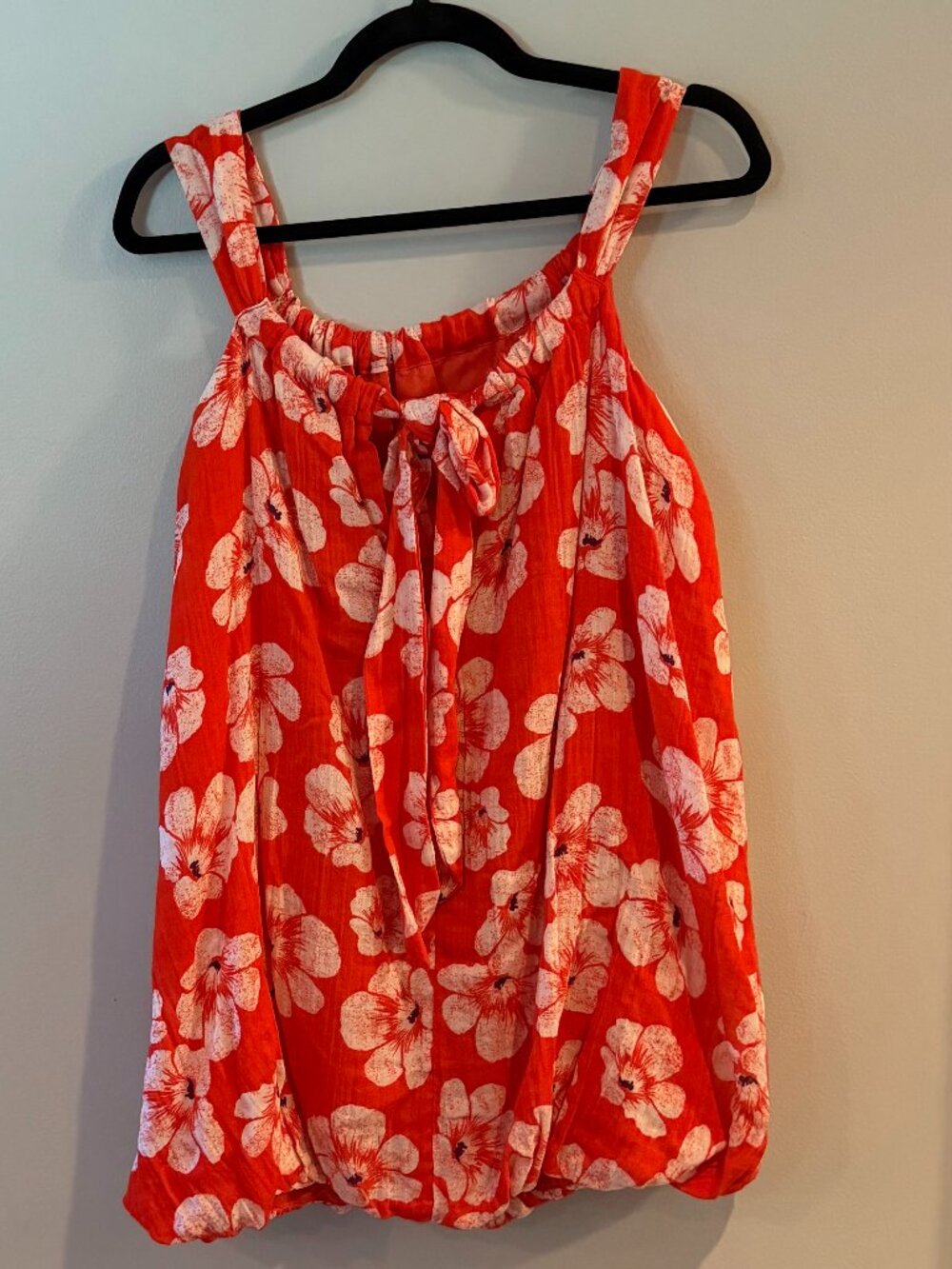 NWT Anthropologie Floral Tie Neck Bubble Hem Sleeveless Blouse Red XS P